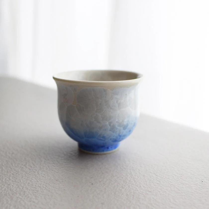 【酒器3点セット】花結晶 (白地赤青) | 京焼-清水焼 | 陶葊 - Image 11