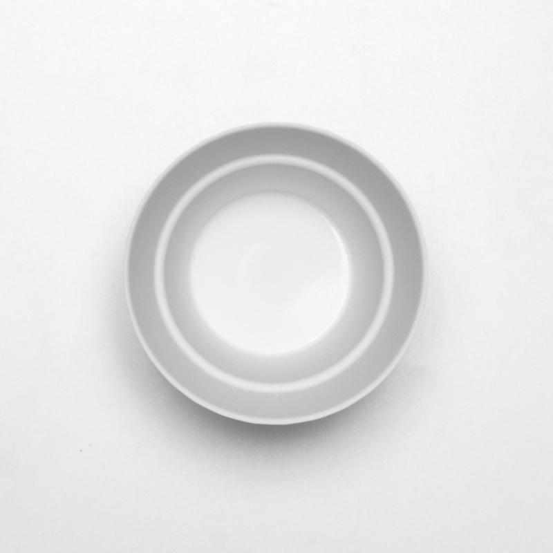 【有田焼】UTSUÀ カップ ミディアム マットホワイト - Image 2