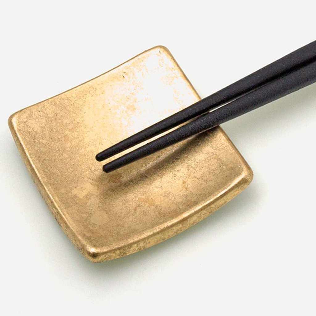 【夫婦箸/箸置きセット】しずく (金) | 金沢箔 | 箔一 - Image 2