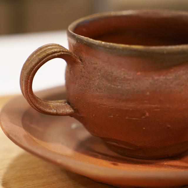 【コーヒーカップ】ソーサ－付 | 備前焼 | 恒枝直豆 - Image 8