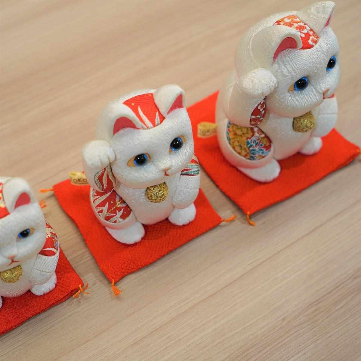 【招き猫】風水 (白) 無垢 リラックス | 江戸木目込み | 柿沼人形 - Image 9