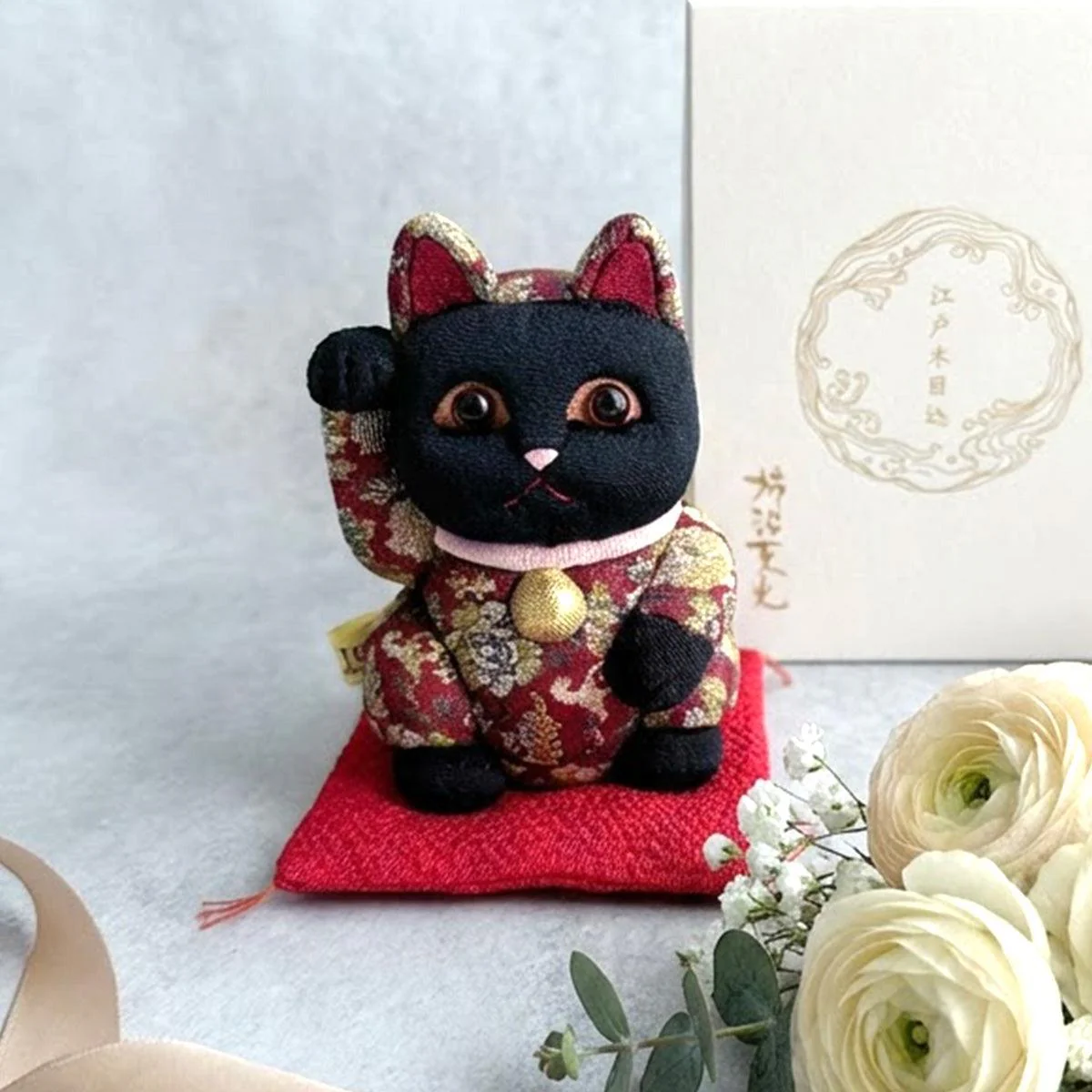 【招き猫】名物裂 S | 江戸木目込み | 柿沼人形 - Image 6