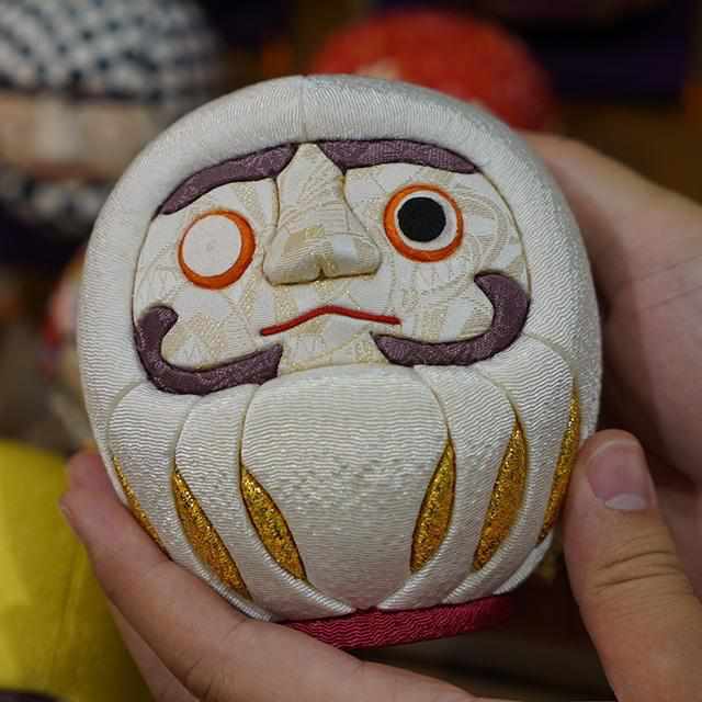 【だるま】江戸だるま (大) 風水 白 | 江戸木目込み | 柿沼人形 - Image 4