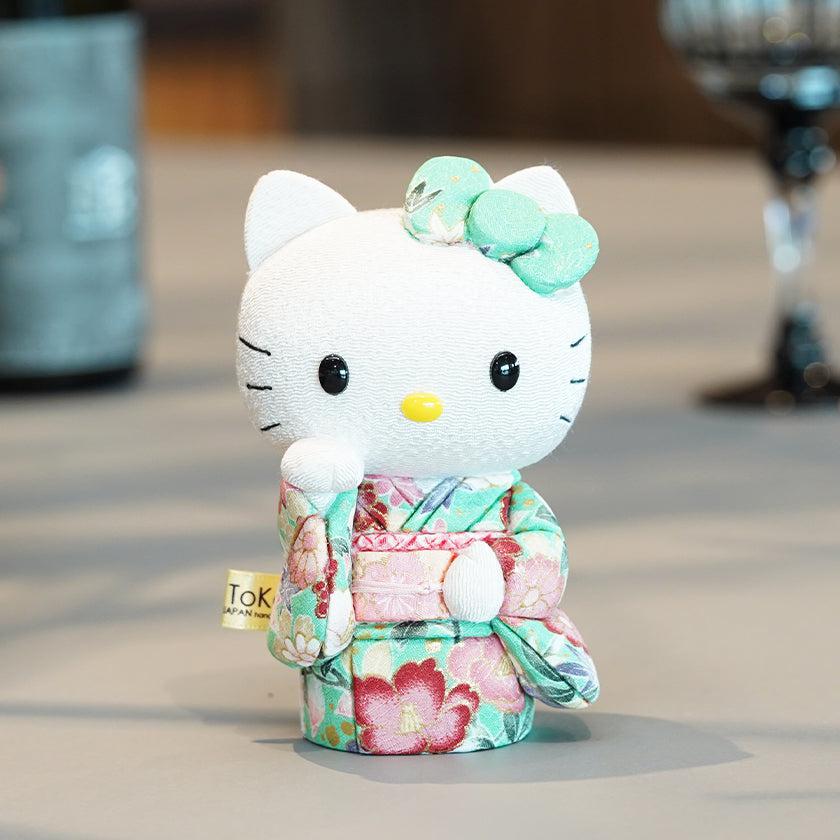 【招き猫】招きハローキティ (緑) | 江戸木目込み | 柿沼人形 - Image 3