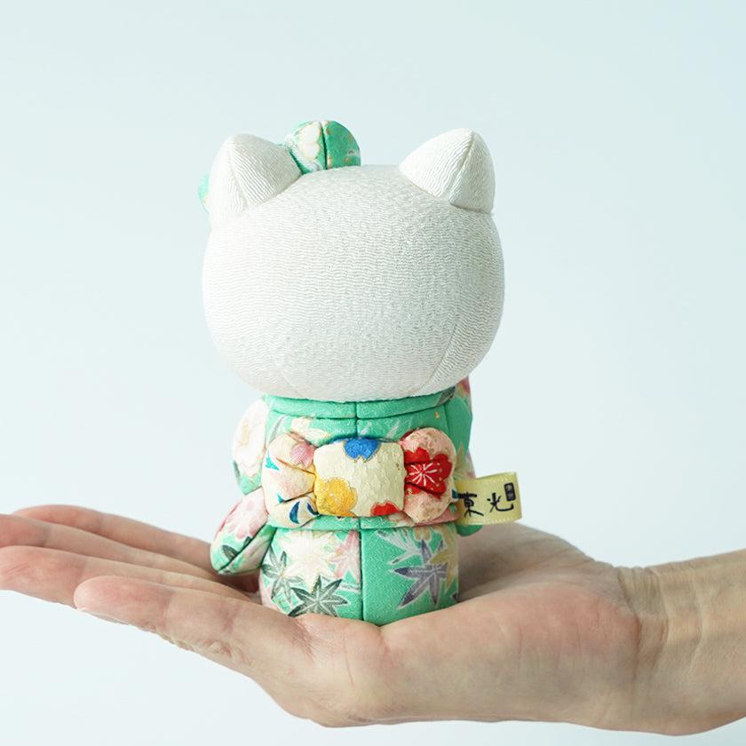 【招き猫】招きハローキティ (緑) | 江戸木目込み | 柿沼人形 - Image 5