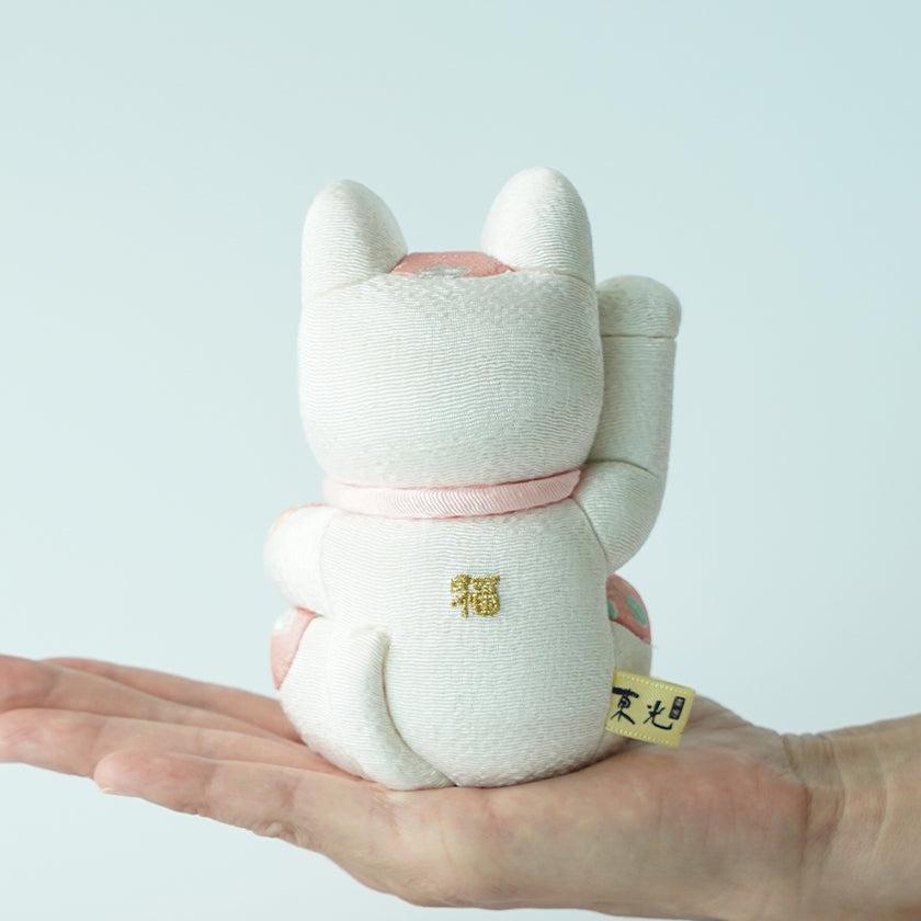 【招き猫】風水DX (白) M | 江戸木目込み | 柿沼人形 - Image 5