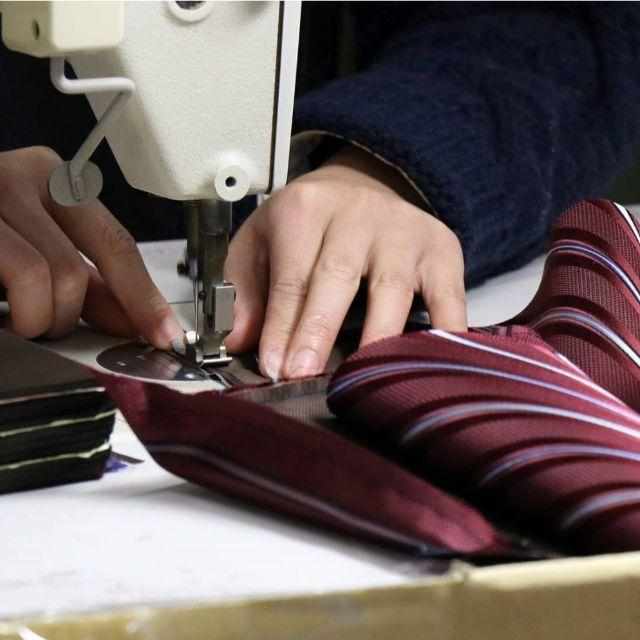 【ネクタイ】ペイズリー (パープル) | 国産シルク | SHAKUNONE (贈答用の紙袋付き) - Image 6
