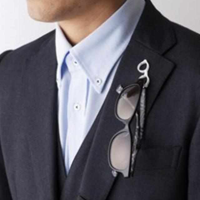 【ピンバッチ】ラペルピン・メガネホルダーになるピンバッチ megane pin (ブラウン) | 鯖江の眼鏡 | 匠市 - Image 5