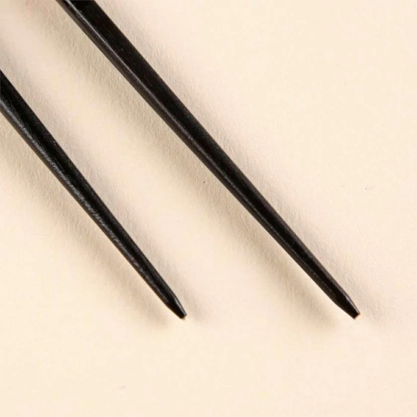 【夫婦箸】黒檀 四角 漆塗 箸置付 (21.5, 23.0cm) | 若狭の塗箸 | 箸蔵まつかん - Image 18