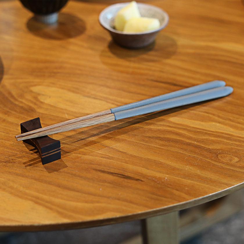 【箸】UTSUWATO 三角 23cm (食洗機対応) | 若狭の塗箸 | 箸蔵まつかん - Image 4