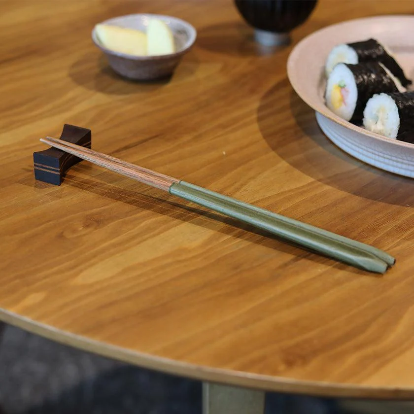【箸】UTSUWATO 三角 23cm (食洗機対応) | 若狭の塗箸 | 箸蔵まつかん - Image 8