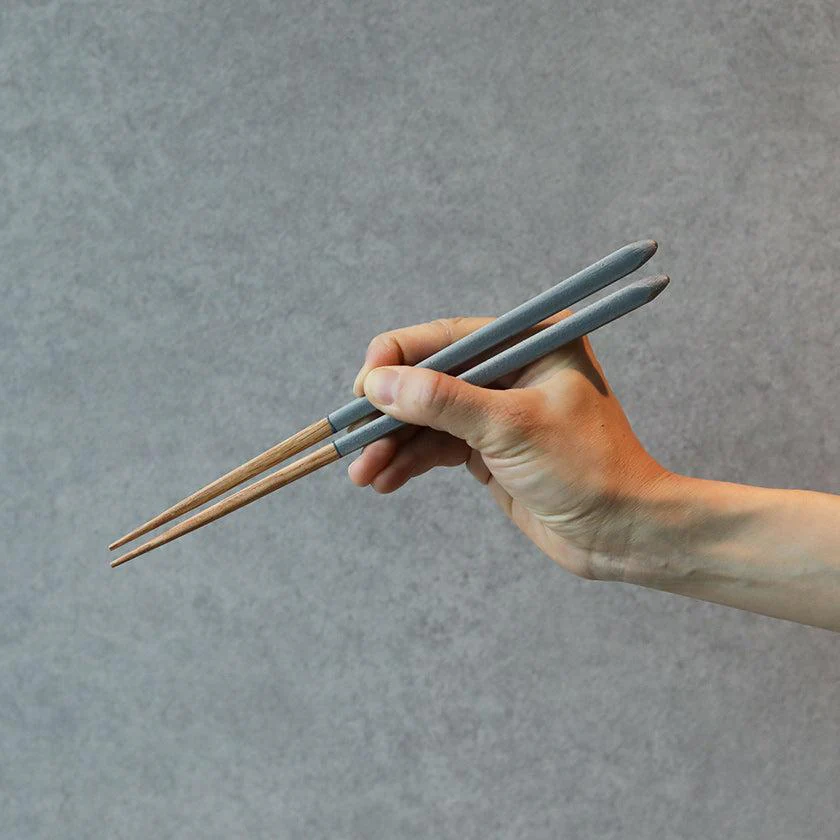 【箸】UTSUWATO 三角 23cm (食洗機対応) | 若狭の塗箸 | 箸蔵まつかん - Image 9