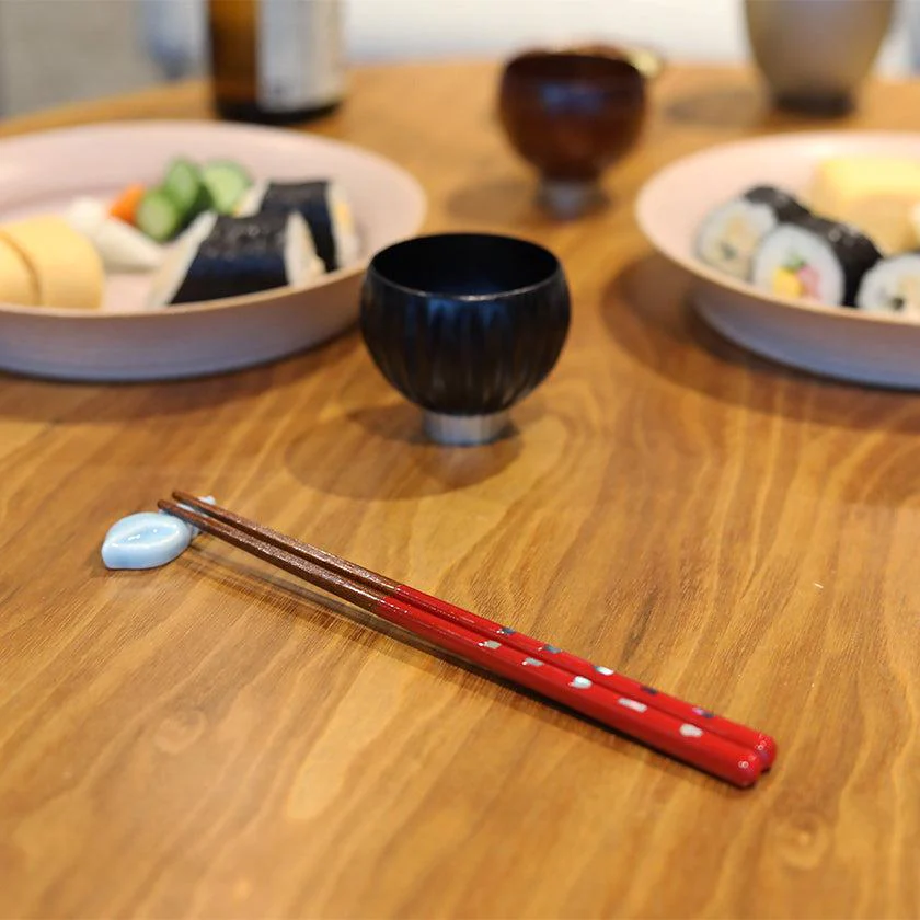 【夫婦箸】貝しおりペア 落雁箸置き付 | 若狭の塗箸 | 箸蔵まつかん - Image 4