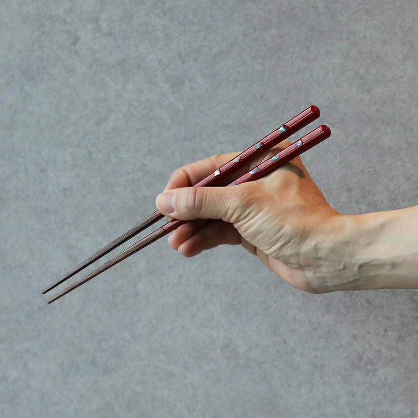 【夫婦箸】貝しおりペア 落雁箸置き付 | 若狭の塗箸 | 箸蔵まつかん - Image 6