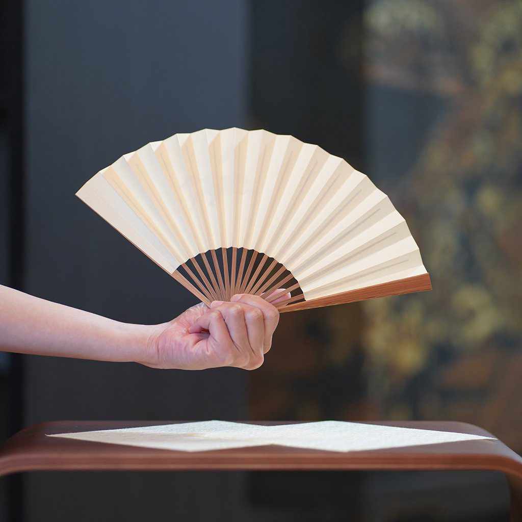 【扇子】女持 馬 本煤竹 | 江戸扇子｜雲錦堂 深津扇子店 - Image 4