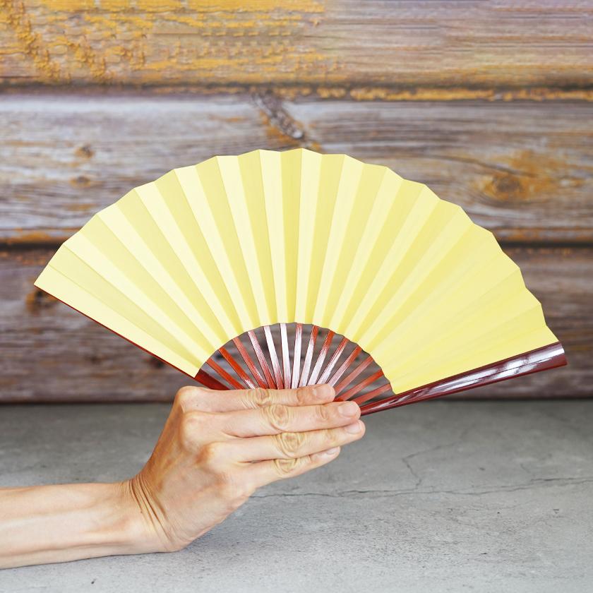 【扇子】女持 色無地 黄 溜塗 | 江戸扇子｜雲錦堂 深津扇子店 - Image 5