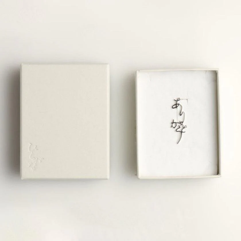 【ピアス】ありがとう シルバー (925) ピアス 片耳 | ひらがなアクセサリー | SAORI KUNIHIRO - Image 3