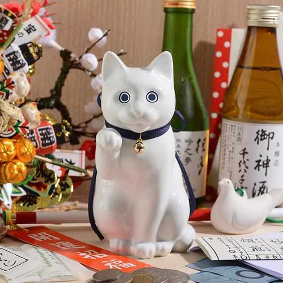 【招き猫】へそくりの招き猫 壱号 白 (中) | 肥前吉田焼 | Kata Koto - Image 12