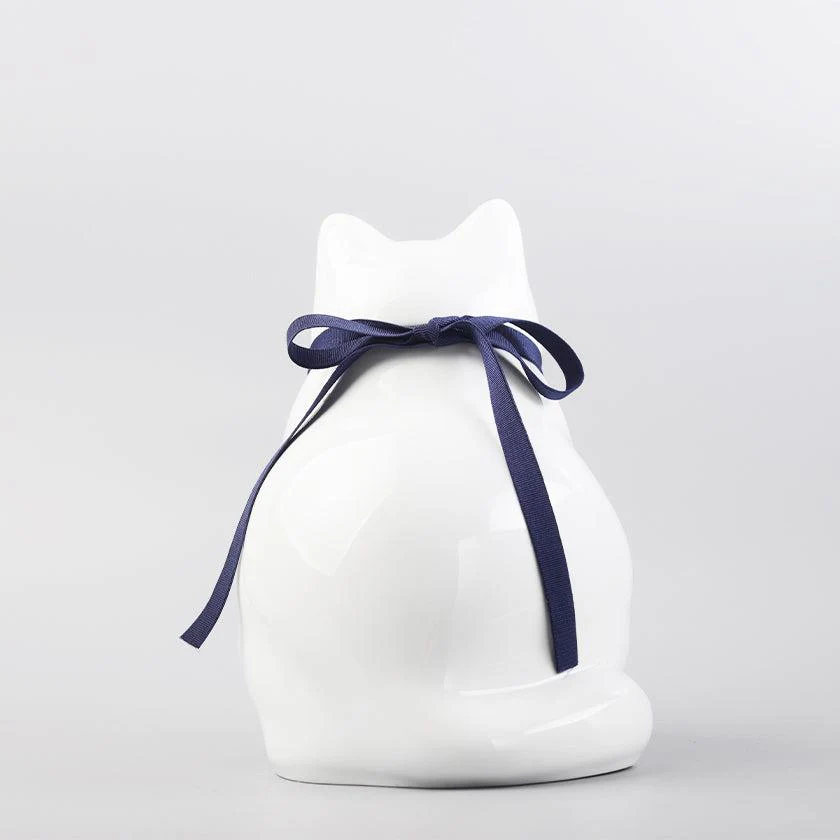 【招き猫】へそくりの招き猫 弍号 白丸 | 肥前吉田焼 | Kata Koto - Image 6