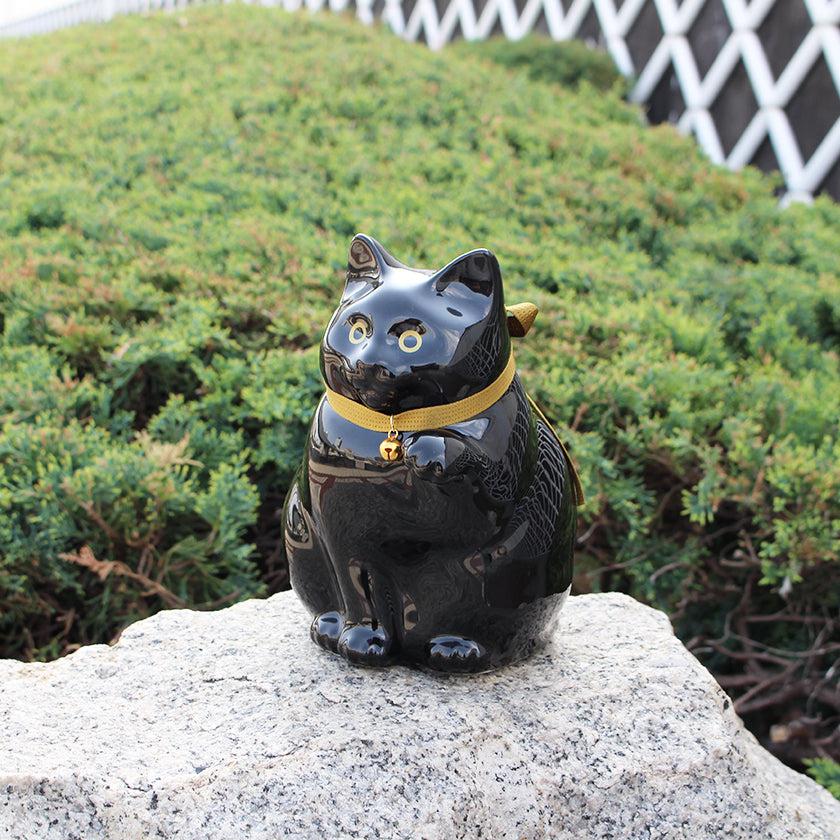 【招き猫】へそくりの招き猫 弍号 黒丸 | 肥前吉田焼 | Kata Koto - Image 11
