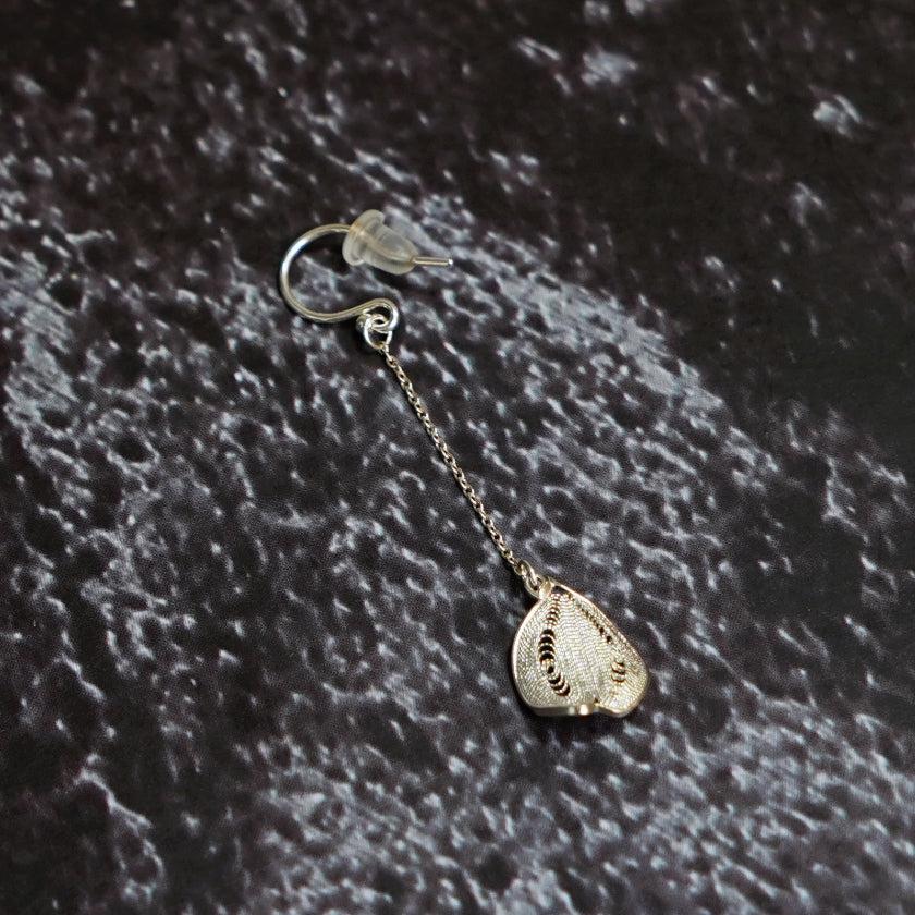 【ピアス】Cherry blossam drop (S) | 銀細工 | CHECOS - Image 3
