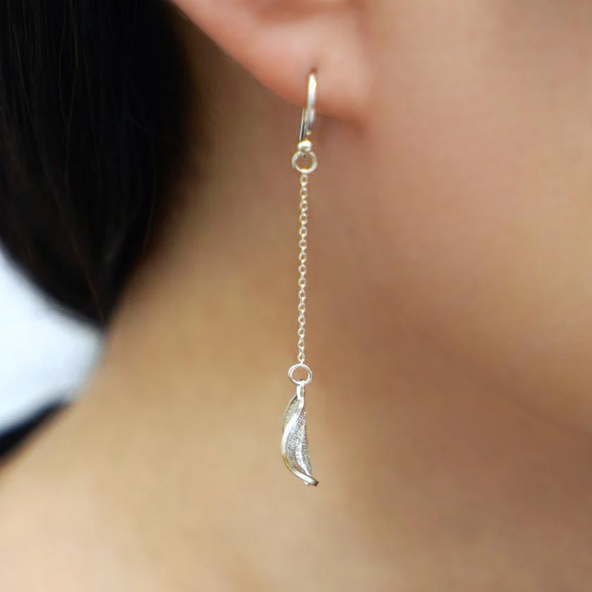 【ピアス】Cherry blossam drop (S) | 銀細工 | CHECOS - Image 4