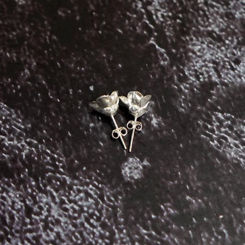 【ピアス】Camellia | 銀細工 | CHECOS - Image 4
