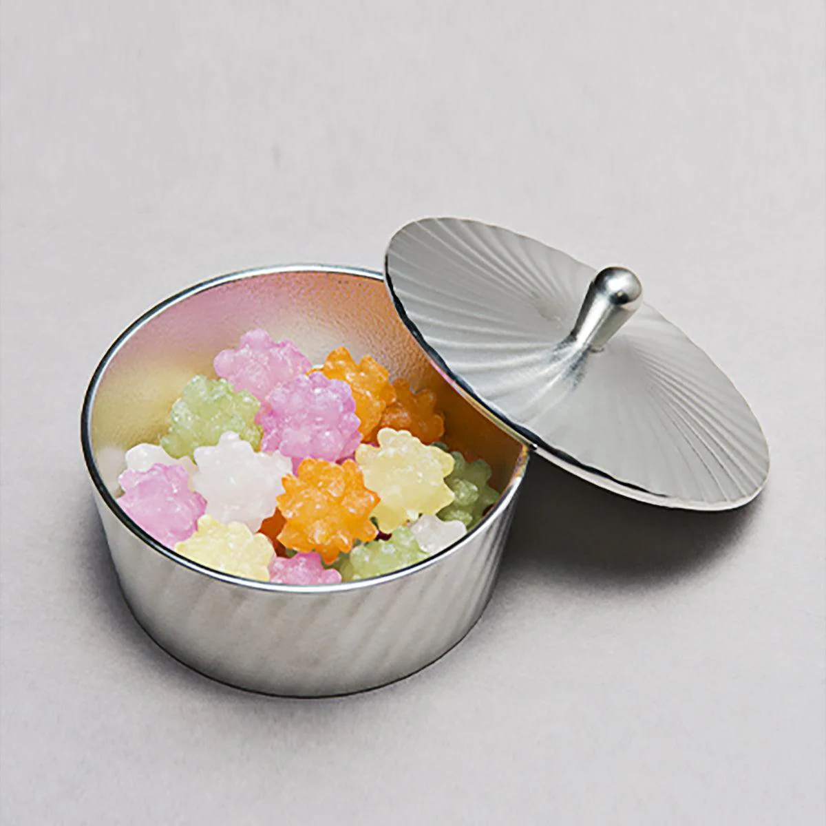 【小物入れ】うらら ボンボン入れ | 大阪浪華錫器 | 大阪錫器 - Image 2
