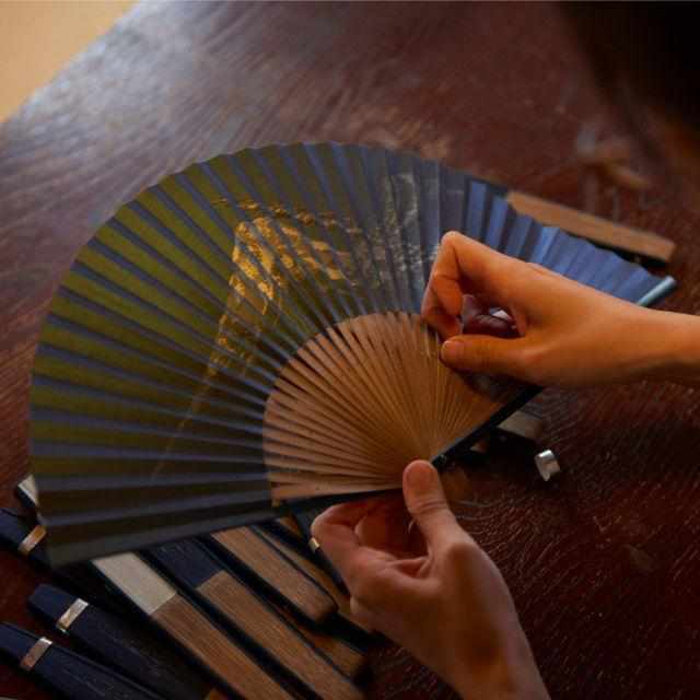 【扇子】色は匂へと 香りの扇 うつし香 月かげ×白檀香 (男女兼用) | 京扇子 | 大西常商店（名入れ受付停止中） - Image 6