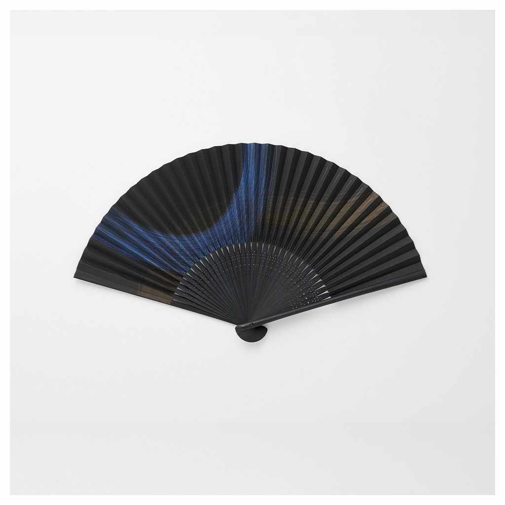 【扇子】男物 紙扇 刷毛引き 紺金 | 京扇子 | 大西常商店 - Image 2