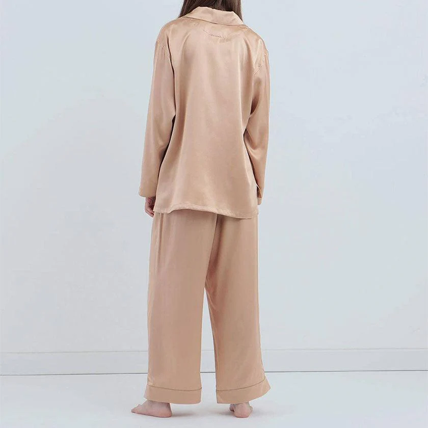 【パジャマ】シルク ピンクベージュ セットアップ | Foo Tokyo - Image 3