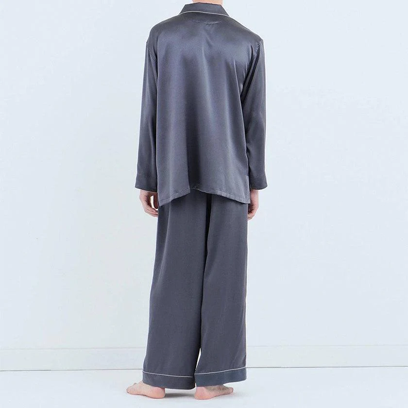 【パジャマ】シルク チャコールグレー セットアップ | Foo Tokyo - Image 4