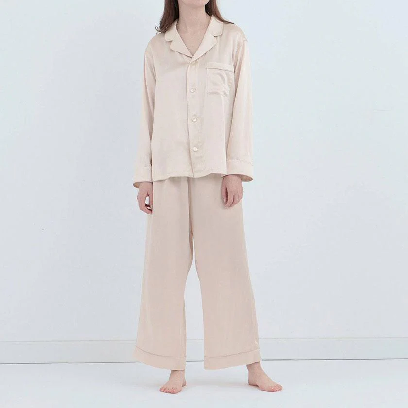 【パジャマ】シルク パールホワイト セットアップ | Foo Tokyo - Image 2