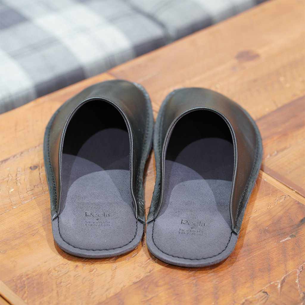 【スリッパ】Reela 本革スムース ルームサボ（ブラック） - Image 4