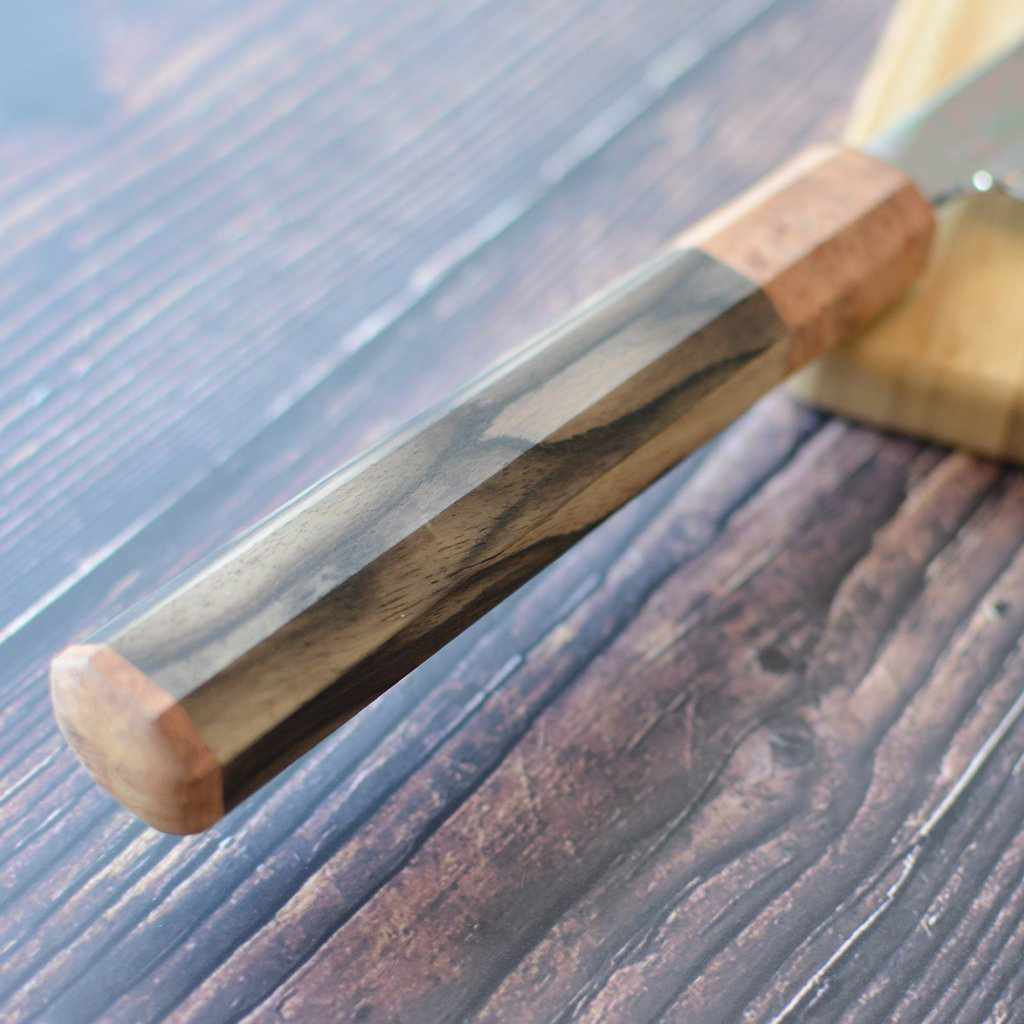 【柳刃包丁】300mm 白二鋼水焼本焼 鏡面波浮かし/樋入り 千本黒柿柄鞘仕様 | 堺刃物 | 郷右馬允義弘 - Image 10