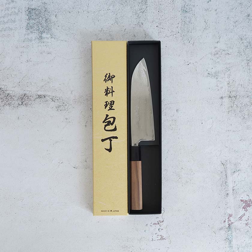 【三徳包丁】165mm Mo.V墨流し ウォールナット柄 | 堺刃物 | 義弘作 - Image 3
