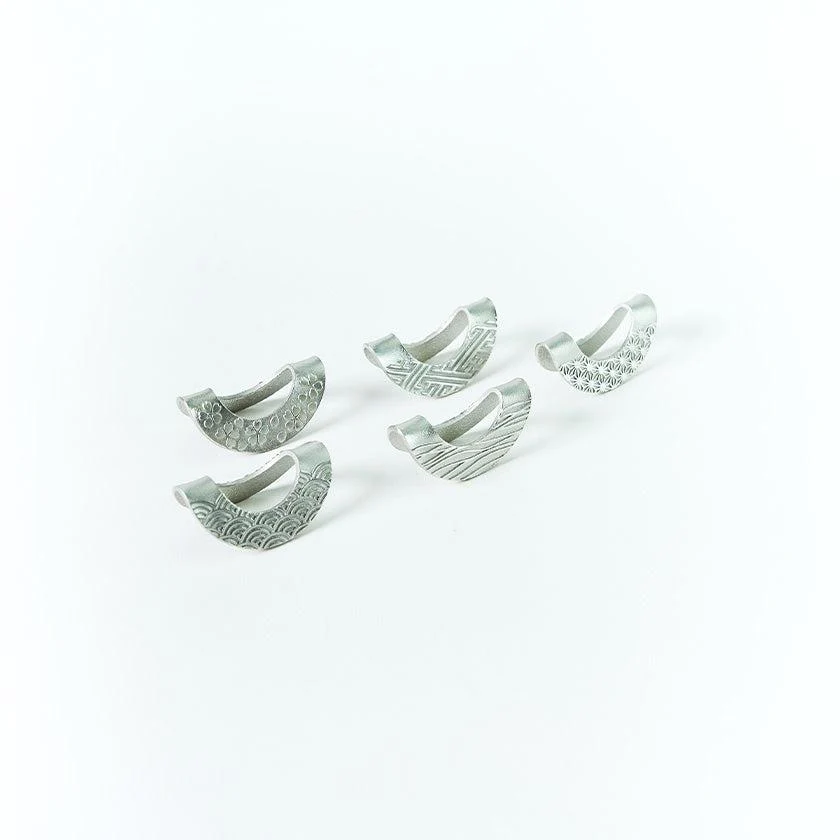 【箸置】輪 (りん) - 5ヶ入 | 鋳物 | 能作 - Image 3