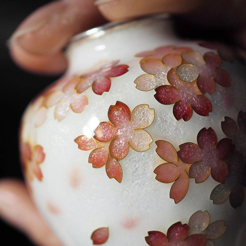 【花瓶】2寸玉形 舞桜文 艶仕上げ | 有線七宝 | 加藤七宝製作所 - Image 5