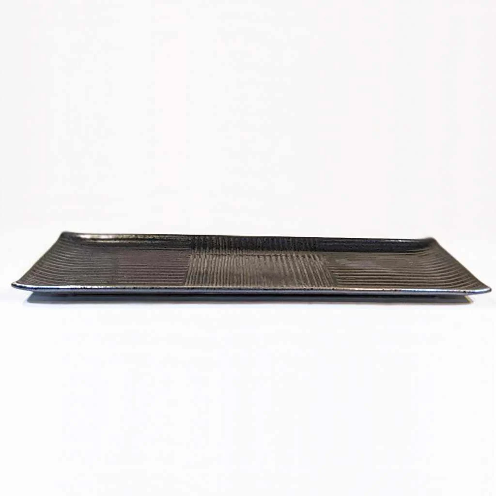 【美濃焼】マルモ加藤陶器 櫛目サンマ皿 黒 - Image 2