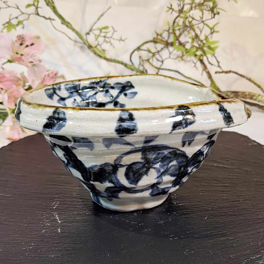 【美濃焼】マルモ加藤陶器 タコ唐草 片口小鉢 - Image 2