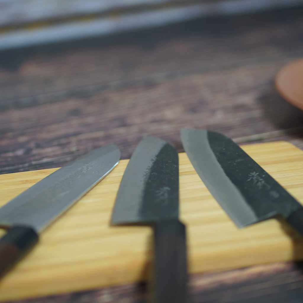 【三徳包丁】本鍛造 黒打 三徳包丁 170mm | 越前打刃物 | 鍛冶工房いわい - Image 6