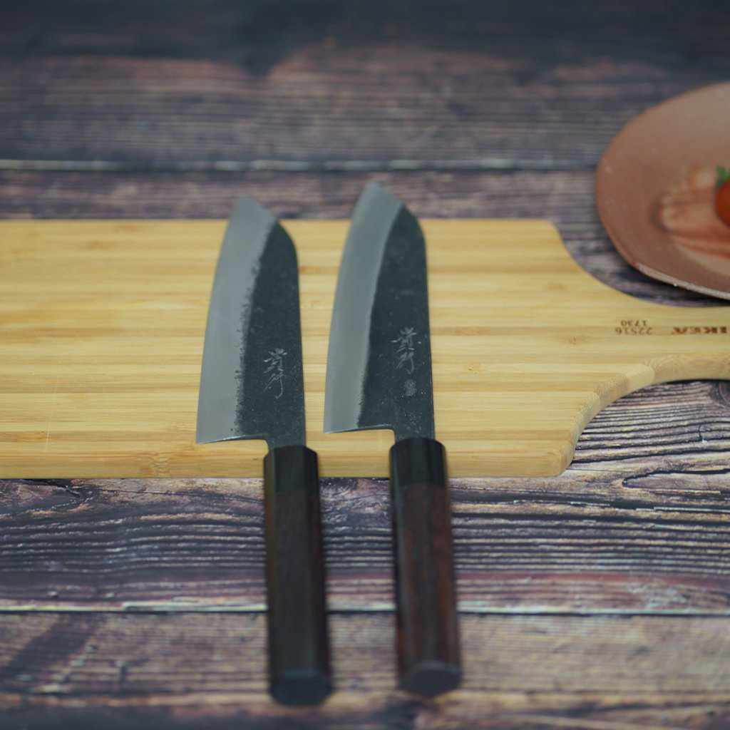 【三徳包丁】本鍛造 黒打 三徳包丁 (青紙スーパー鋼) 170mm | 越前打刃物 | 鍛冶工房いわい - Image 11