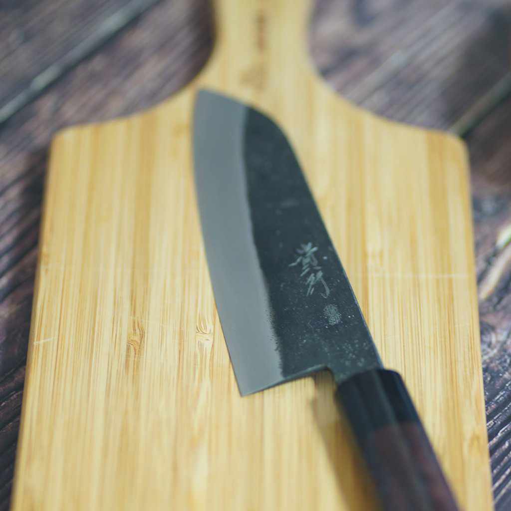 【三徳包丁】本鍛造 黒打 三徳包丁 (青紙スーパー鋼) 170mm | 越前打刃物 | 鍛冶工房いわい - Image 7