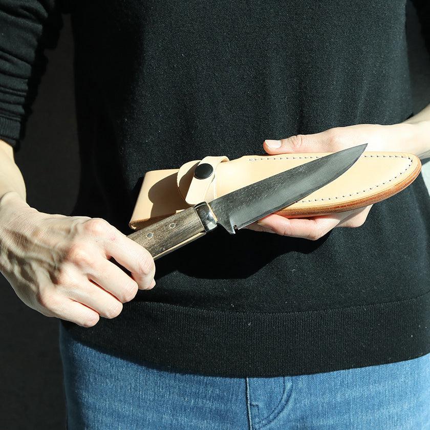 【シースナイフ】黒猪 岩井丈 作 古式鍛錬 静寂 (しじま) Custom Knife | 越前打刃物 | 鍛冶工房いわい - Image 4