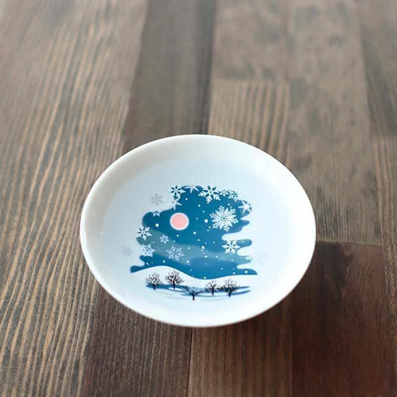 【平盃2点セット】冷感 雪結晶 | 美濃焼 | 丸モ高木陶器 - Image 4