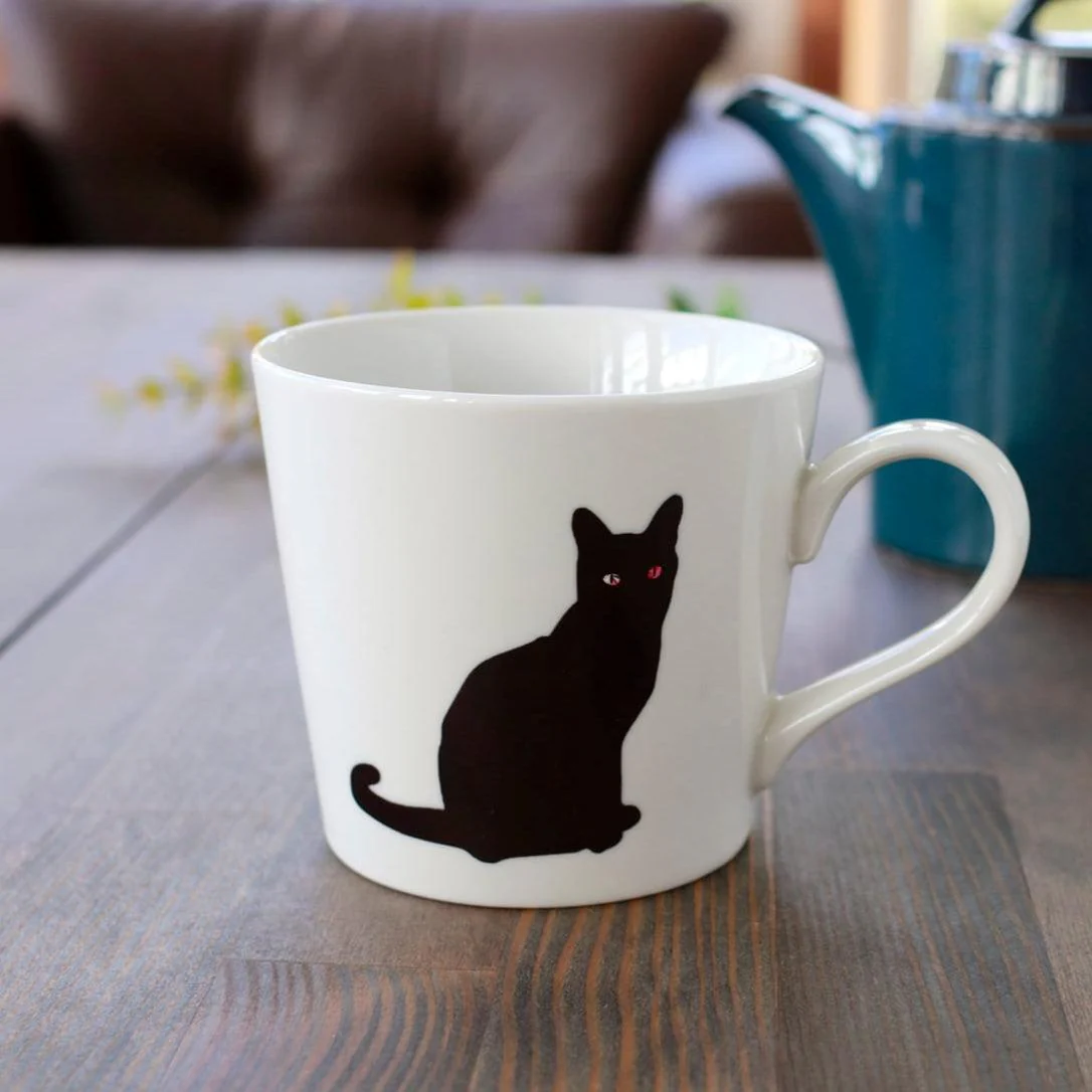 【マグカップ】温感 座り猫 白 | 美濃焼 | 丸モ高木陶器 - Image 4