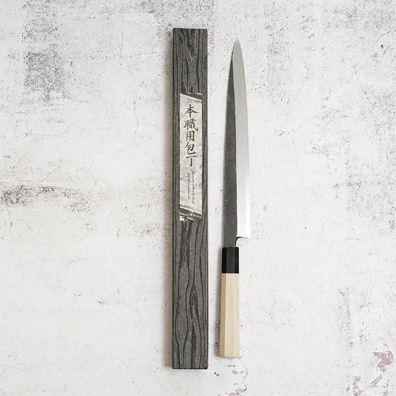 【柳刃包丁】黒打 極上本霞 安来鋼白二鋼 (片刃) 朴水牛八角柄 270mm｜BECOSオリジナル | 堺打刃物｜一刀斎虎徹 - Image 4