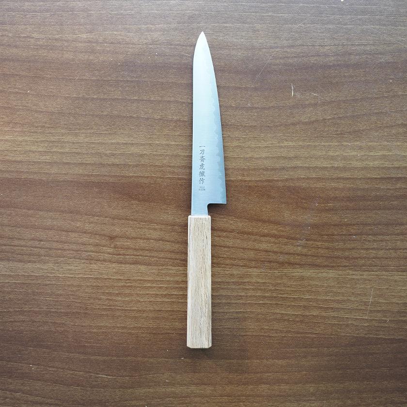 【ペティナイフ】粉末ハイス鋼スーパーゴールド(SG2) (両刃) 樫八角柄 150mm｜BECOSオリジナル | 関の刃物｜一刀斎虎徹 - Image 3