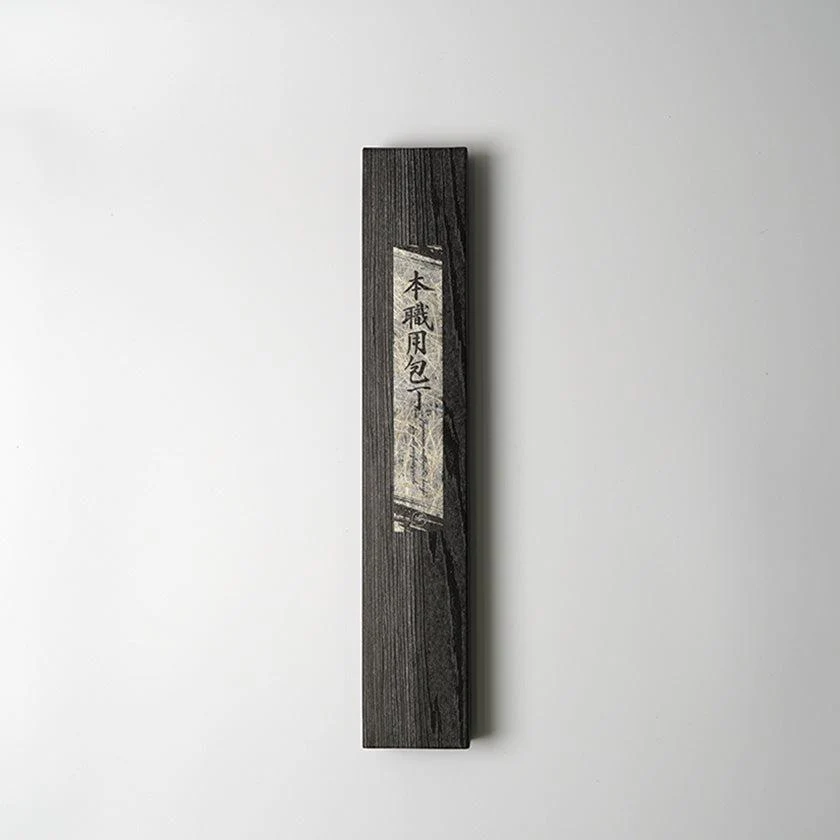 【三徳包丁 堺打刃物】ゴールド割込 V5 槌目 樫八角柄 180mm 日本製 一刀斎虎徹 - Image 14