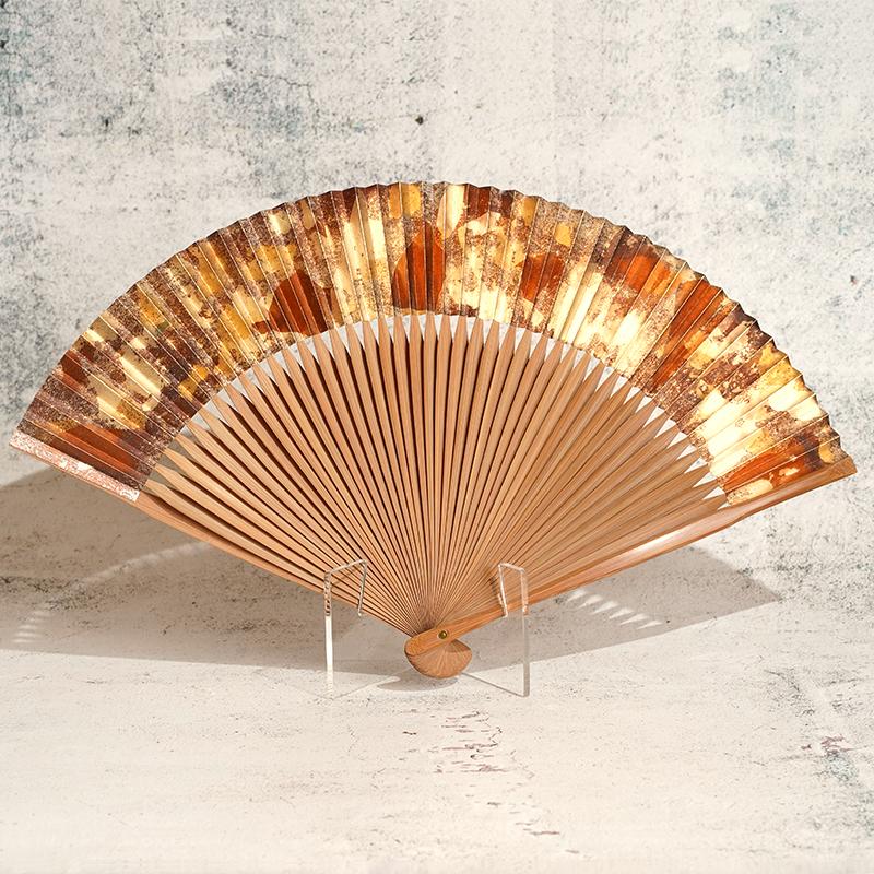 【扇子】箔彩 hakuiro 栗皮 7.5寸 | 京扇子 | 米原康人 - Image 6